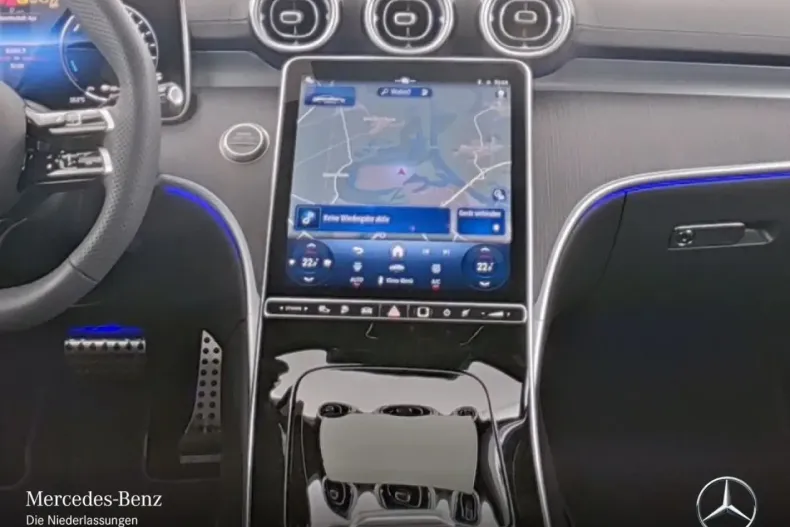 Mercedes-Benz CLE 300 din 2024 cu 8.588 km - oferta MER146842 - foto 4