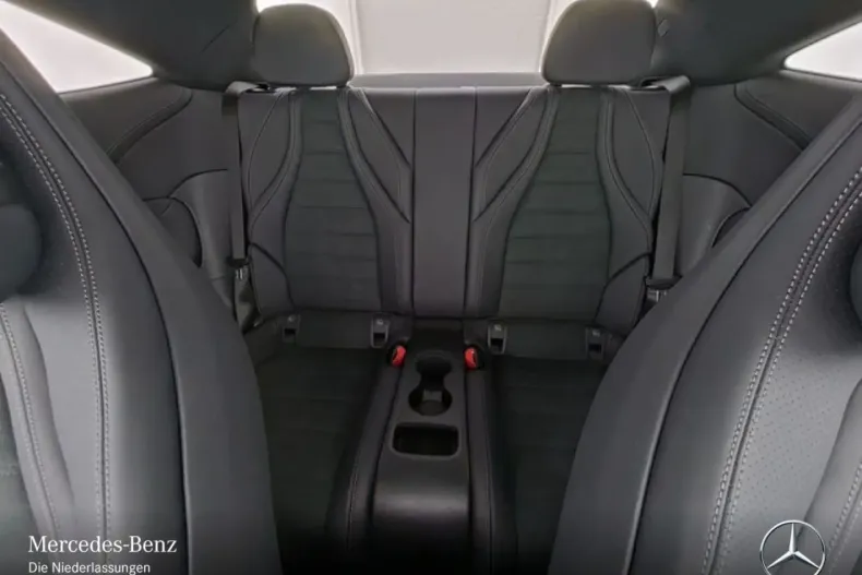 Mercedes-Benz CLE 300 din 2024 cu 8.588 km - oferta MER146842 - foto 7