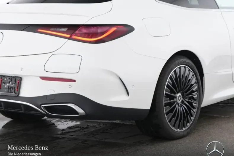 Mercedes-Benz CLE 300 din 2024 cu 8.588 km - oferta MER146842 - foto 9