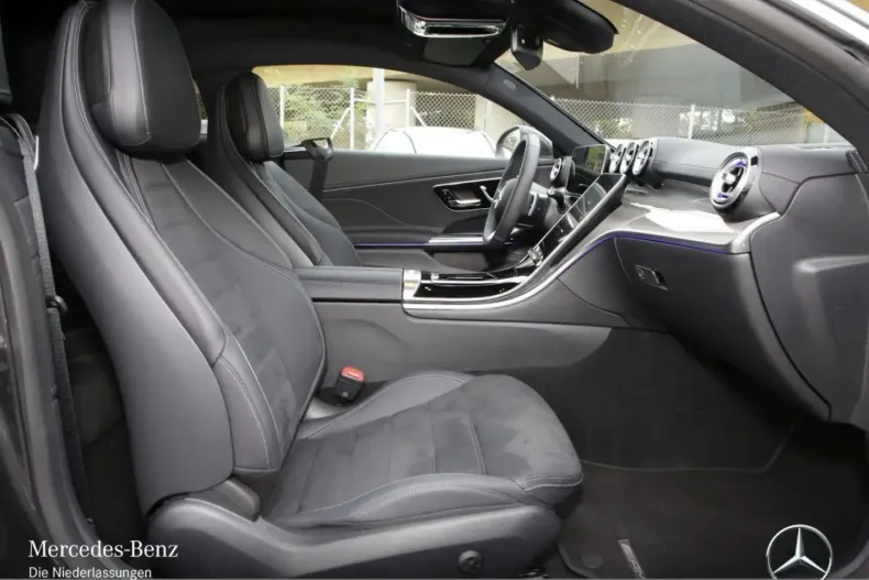 Mercedes-Benz CLE 300 din 2024 cu 13.879 km - oferta MER146843 - foto 4