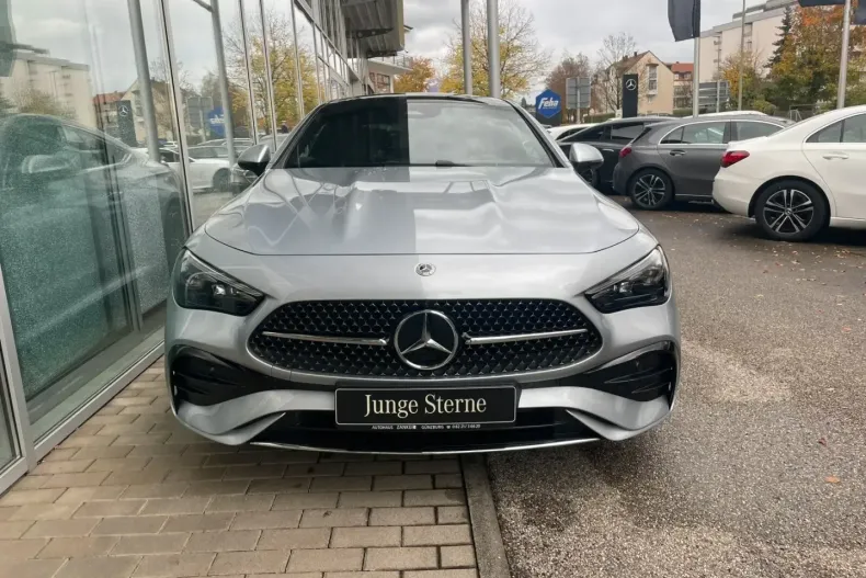 Mercedes-Benz CLE 300 din 2024 cu 6.451 km - oferta MER146847 - foto 1