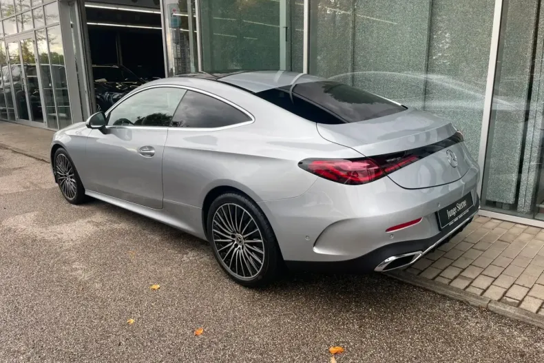 Mercedes-Benz CLE 300 din 2024 cu 6.451 km - oferta MER146847 - foto 5