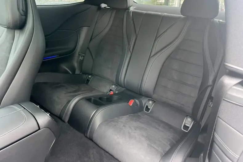 Mercedes-Benz CLE 300 din 2024 cu 6.451 km - oferta MER146847 - foto 12