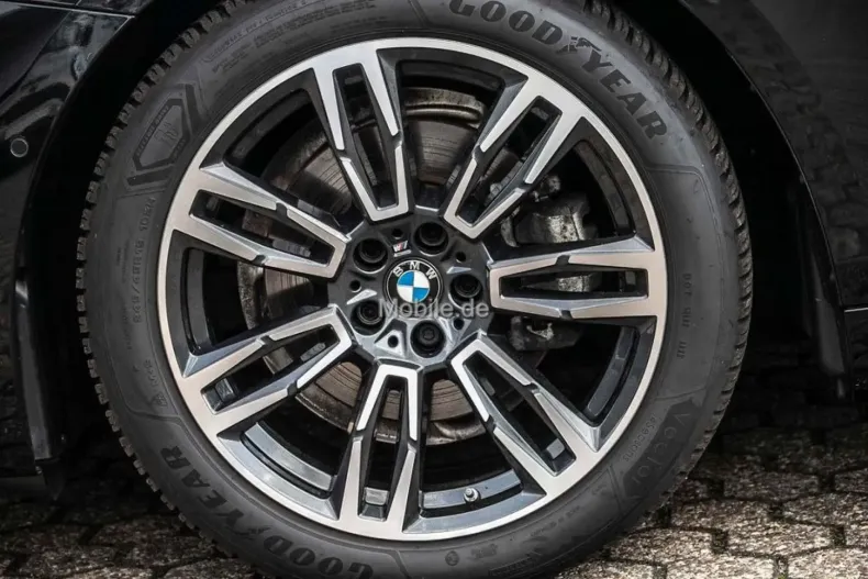 BMW 520 din 2024 cu 25.938 km - oferta BMW146848 - foto 5