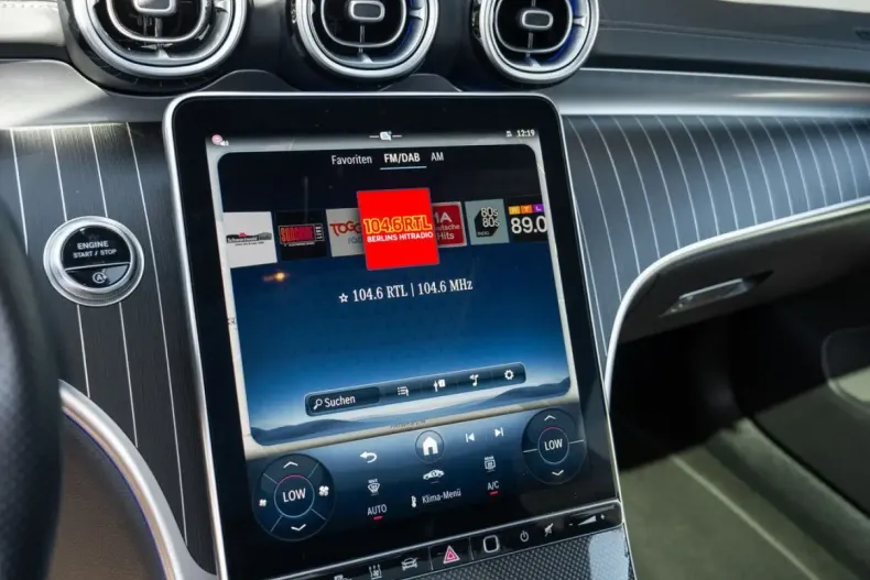 Mercedes-Benz CLE 300 din 2024 cu 15.192 km - oferta MER146853 - foto 9