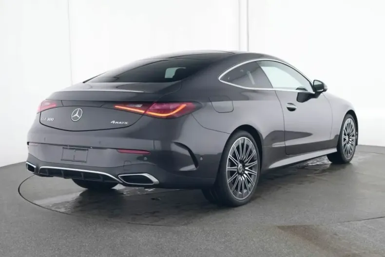 Mercedes-Benz CLE 300 din 2023 cu 3.476 km - oferta MER146855 - foto 3