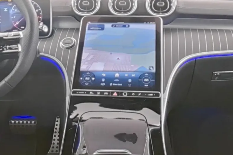 Mercedes-Benz CLE 300 din 2023 cu 3.476 km - oferta MER146855 - foto 7