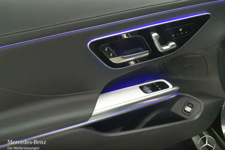 Mercedes-Benz CLE 200 din 2024 cu 7.702 km - oferta MER146858 - foto 14