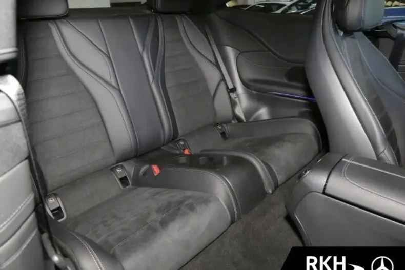 Mercedes-Benz CLE 200 din 2024 cu 12.316 km - oferta MER146860 - foto 8