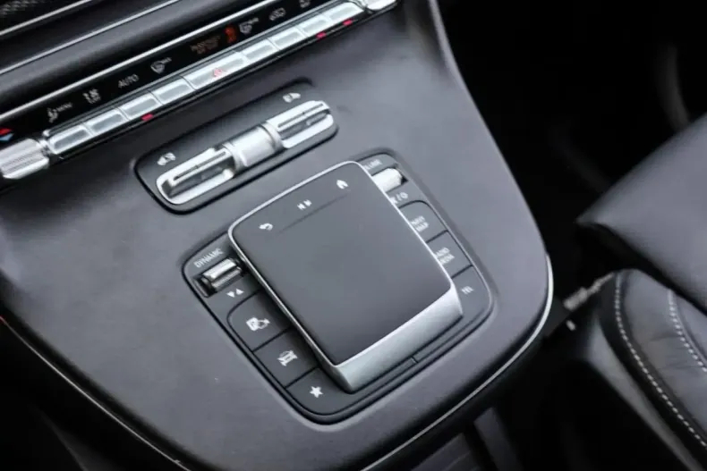 Mercedes-Benz V 250 din 2024 cu 4.300 km - oferta MER146861 - foto 12