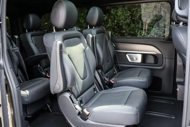 Mercedes-Benz V 250 din 2024 cu 4.300 km - oferta MER146861 - foto 16