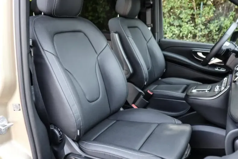 Mercedes-Benz V 250 din 2024 cu 4.300 km - oferta MER146861 - foto 17