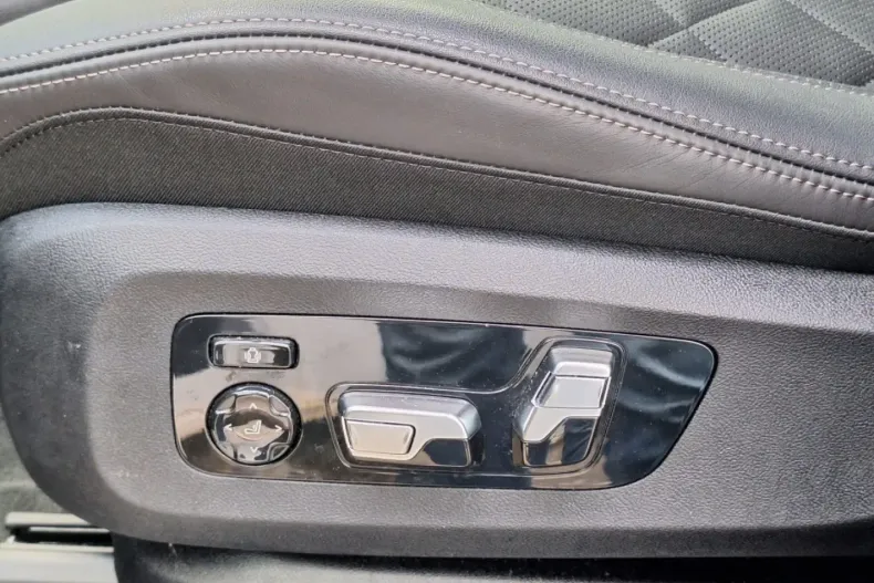 BMW X6 din 2024 cu 25.878 km - oferta BMW146863 - foto 10