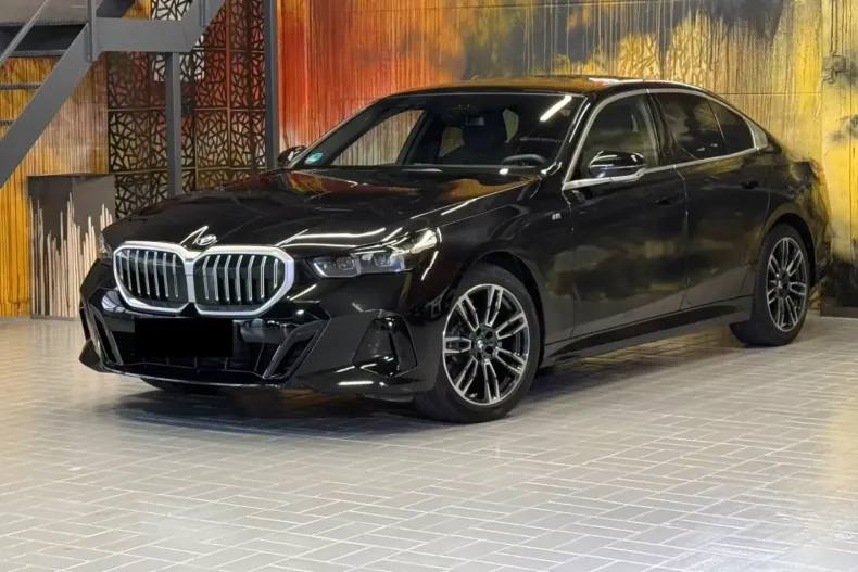 BMW 520 din 2024 cu 28.681 km - oferta BMW146864 - foto 1