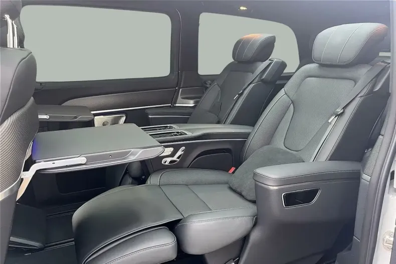 Mercedes-Benz V 300 din 2024 cu 18.611 km - oferta MER146866 - foto 7