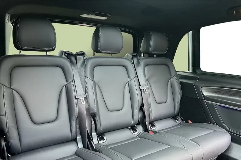 Mercedes-Benz V 300 din 2024 cu 18.611 km - oferta MER146866 - foto 10