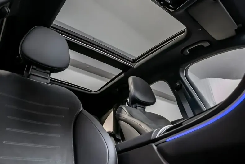 Mercedes-Benz GLC 200 din 2024 cu 14.938 km - oferta MER146867 - foto 8