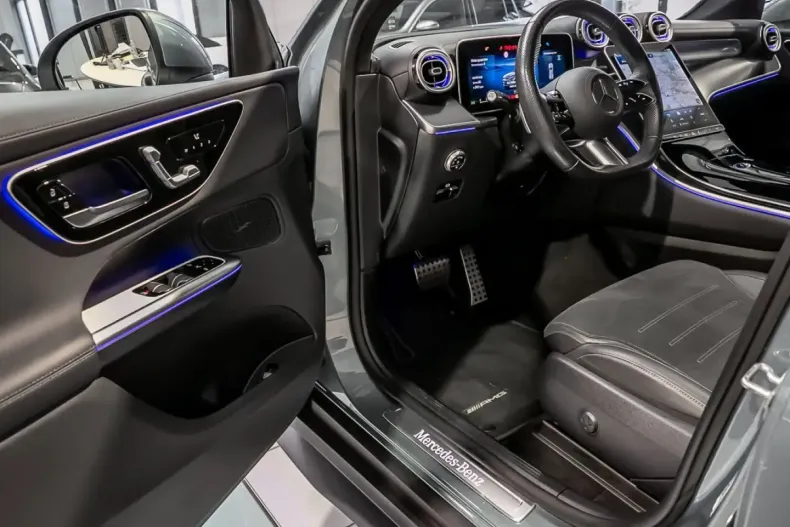 Mercedes-Benz GLC 200 din 2024 cu 14.938 km - oferta MER146867 - foto 9