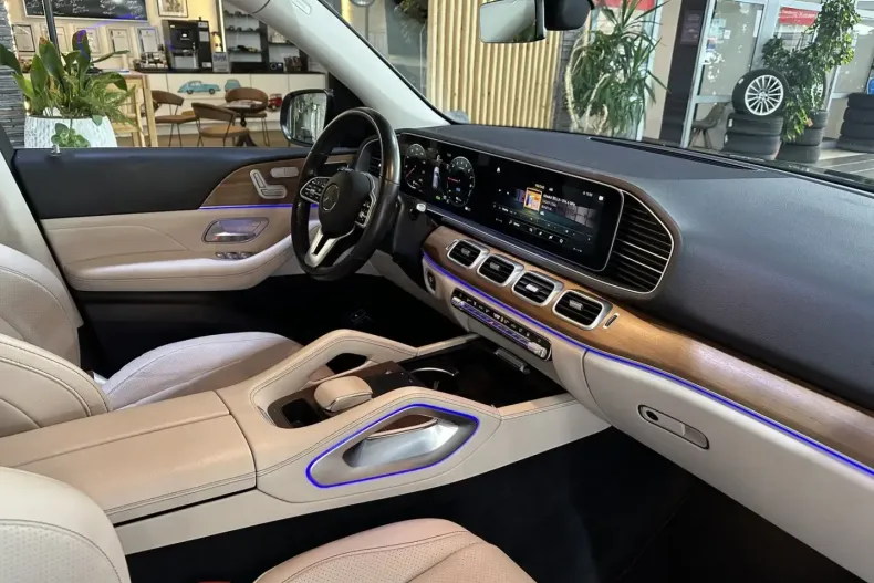 Mercedes-Benz GLE 350 din 2021 cu 83.755 km - oferta MER146873 - foto 11