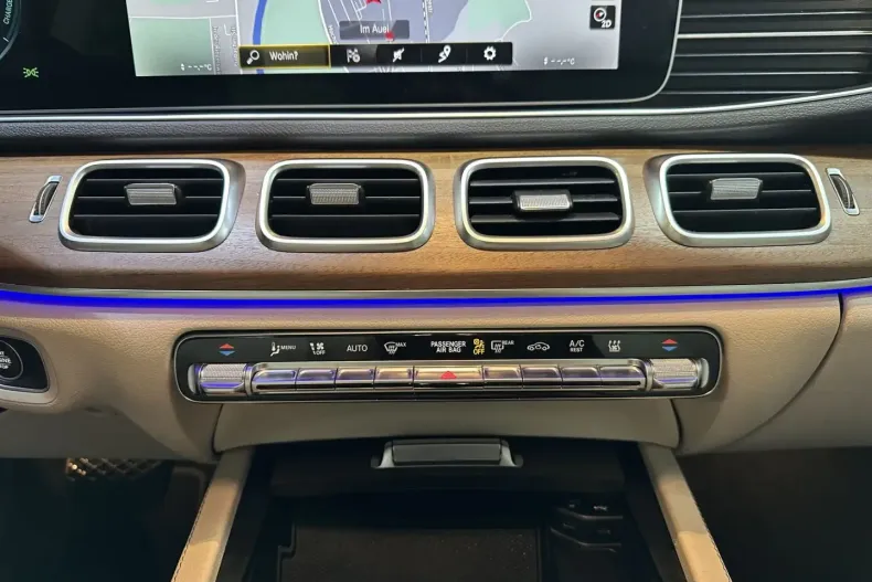 Mercedes-Benz GLE 350 din 2021 cu 83.755 km - oferta MER146873 - foto 28