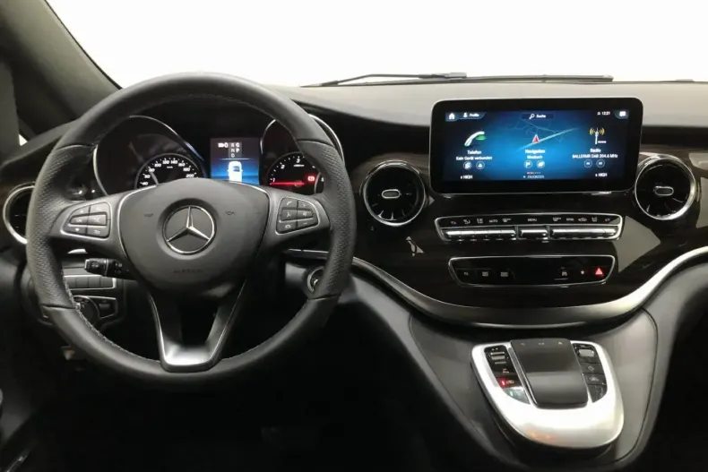 Mercedes-Benz V 300 din 2024 cu 9.800 km - oferta MER146876 - foto 9