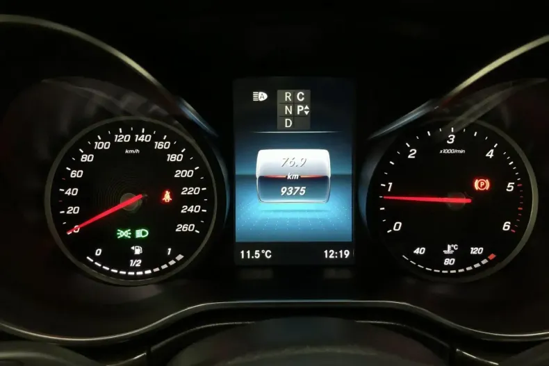 Mercedes-Benz V 300 din 2024 cu 9.800 km - oferta MER146876 - foto 13