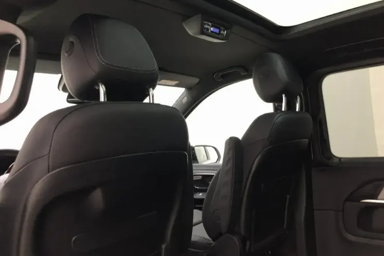 Mercedes-Benz V 300 din 2024 cu 9.800 km - oferta MER146876 - foto 17