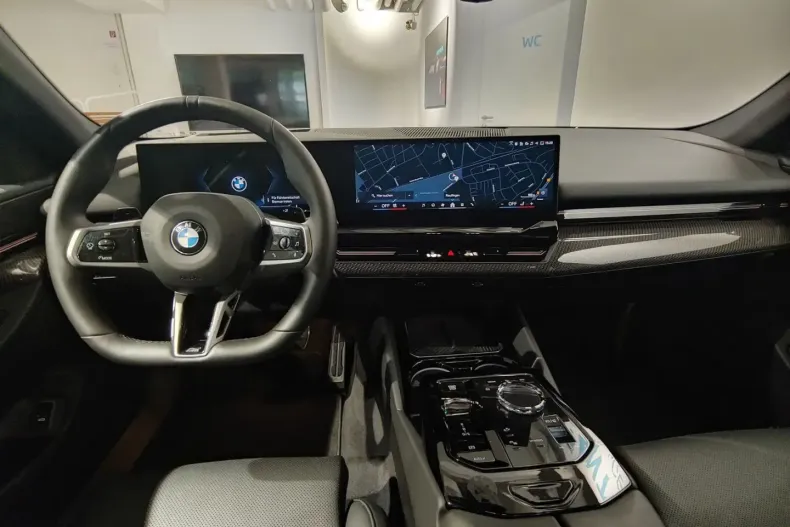 BMW 520 din 2024 cu 25.754 km - oferta BMW146882 - foto 9