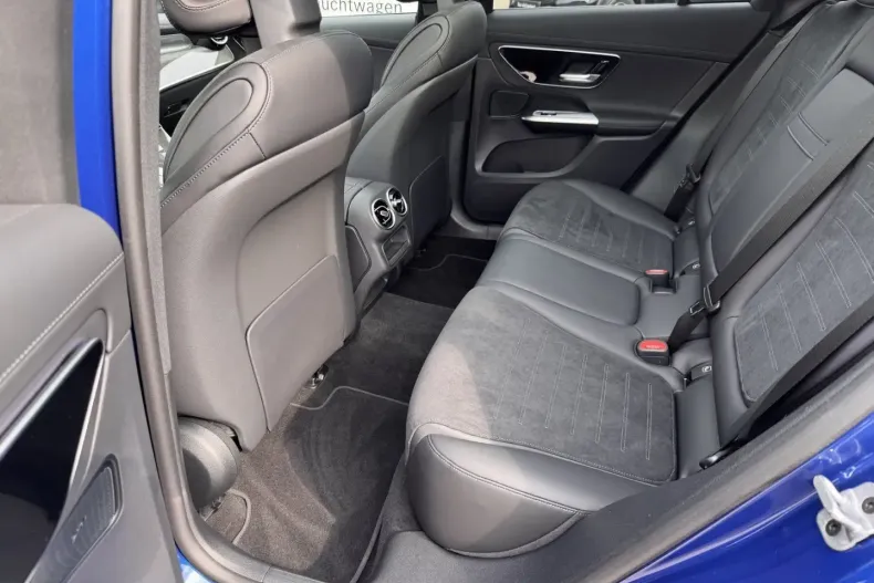 Mercedes-Benz GLC 200 din 2023 cu 16.900 km - oferta MER146886 - foto 6