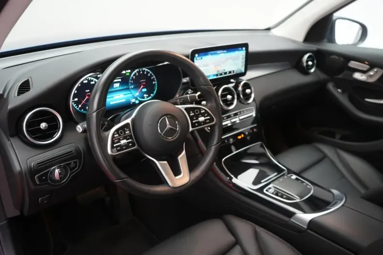 Mercedes-Benz GLC 300 din 2022 cu 16.000 km - oferta MER146892 - foto 9