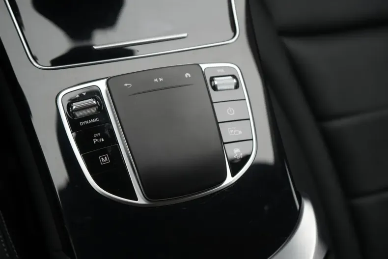 Mercedes-Benz GLC 300 din 2022 cu 16.000 km - oferta MER146892 - foto 12