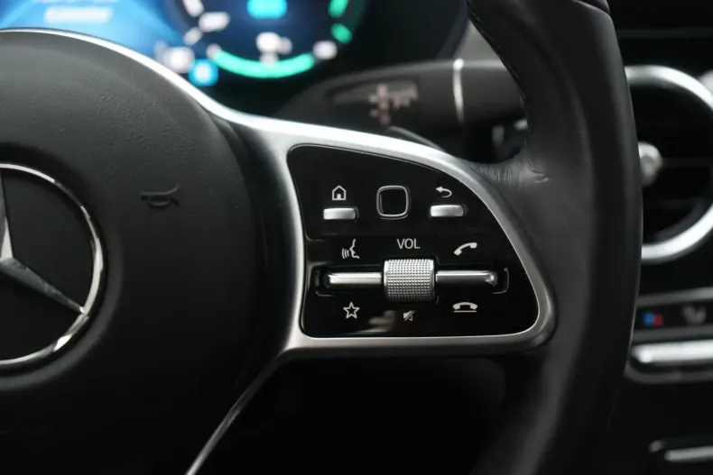 Mercedes-Benz GLC 300 din 2022 cu 16.000 km - oferta MER146892 - foto 13