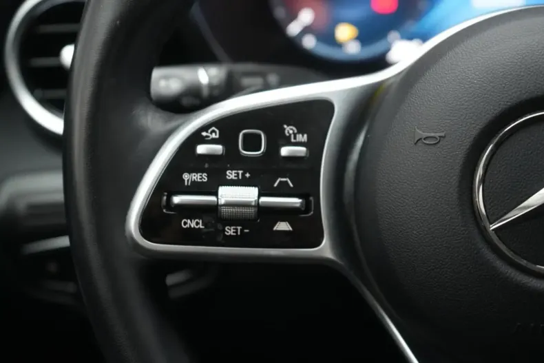 Mercedes-Benz GLC 300 din 2022 cu 16.000 km - oferta MER146892 - foto 14