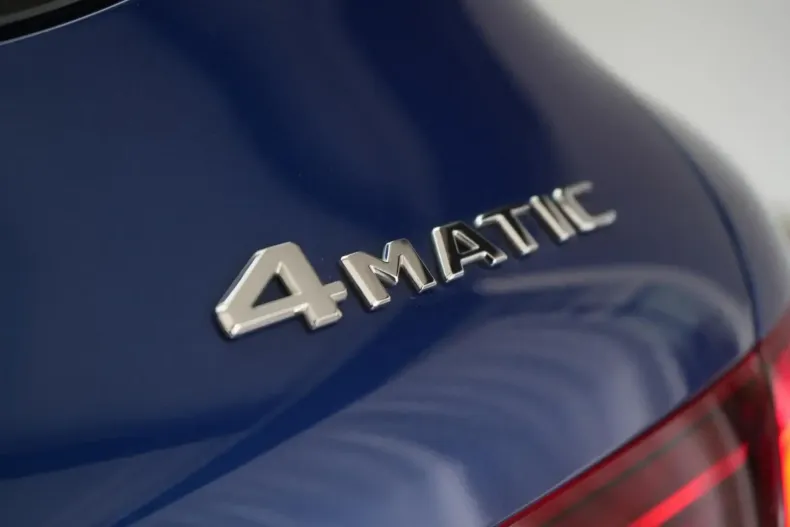 Mercedes-Benz GLC 300 din 2022 cu 16.000 km - oferta MER146892 - foto 18