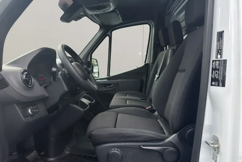 Mercedes-Benz Sprinter din 2024 cu 49.313 km - oferta MER146895 - foto 9