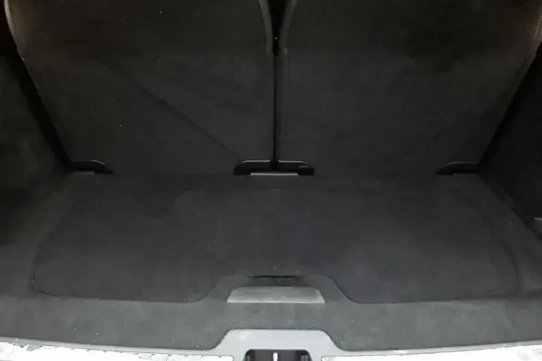 Volvo XC90 din 2021 cu 83.411 km - oferta VOL146900 - foto 9