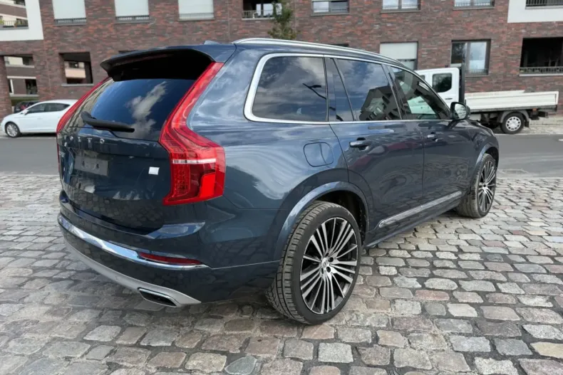 Volvo XC90 din 2020 cu 86.679 km - oferta VOL146901 - foto 4