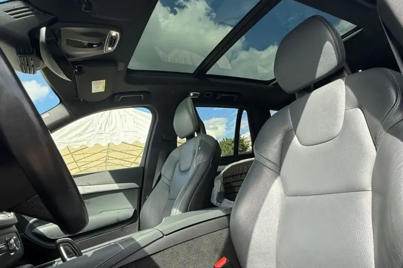 Volvo XC90 din 2020 cu 86.679 km - oferta VOL146901 - foto 13