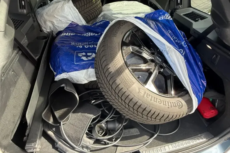 Volvo XC90 din 2020 cu 86.679 km - oferta VOL146901 - foto 18