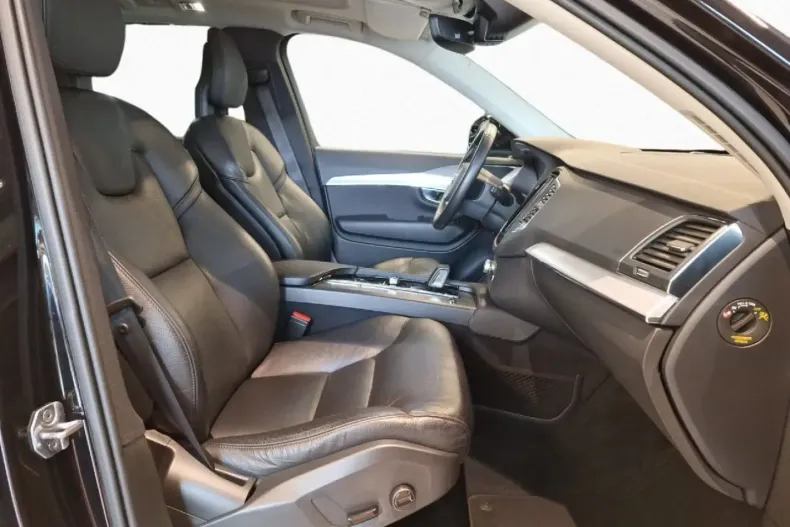 Volvo XC90 din 2020 cu 94.000 km - oferta VOL146903 - foto 6