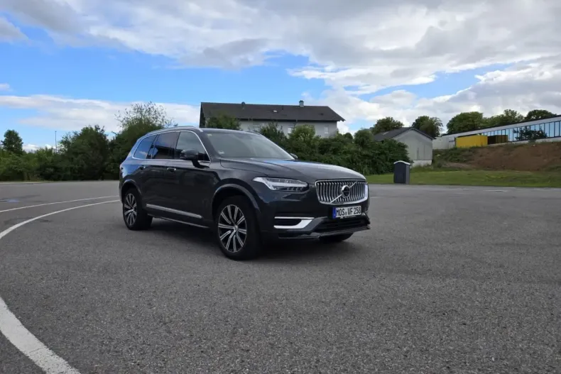 Volvo XC90 din 2020 cu 88.000 km - oferta VOL146904 - foto 1