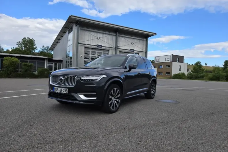 Volvo XC90 din 2020 cu 88.000 km - oferta VOL146904 - foto 2