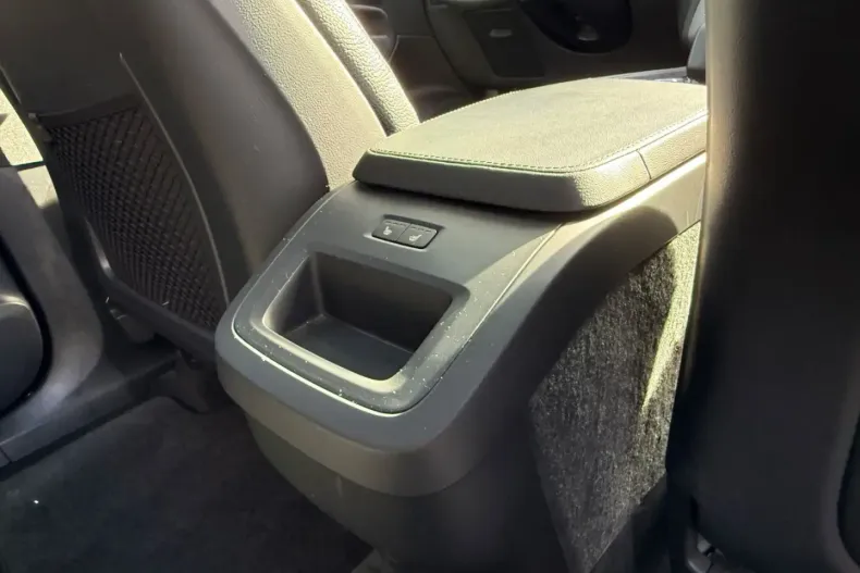 Volvo XC90 din 2023 cu 26.000 km - oferta VOL146906 - foto 24