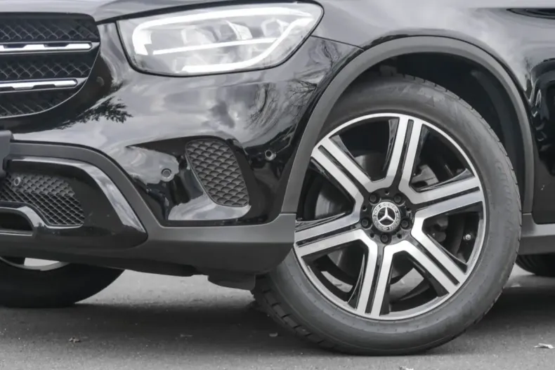 Mercedes-Benz GLC 200 din 2022 cu 46.792 km - oferta MER146908 - foto 5