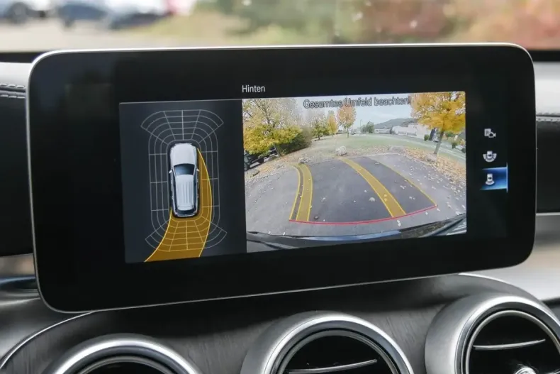 Mercedes-Benz GLC 200 din 2022 cu 46.792 km - oferta MER146908 - foto 10