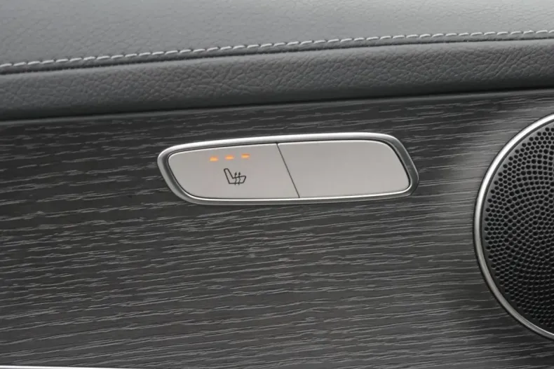 Mercedes-Benz GLC 200 din 2022 cu 46.792 km - oferta MER146908 - foto 12