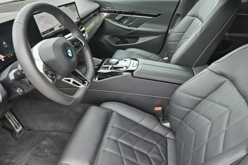 BMW 520 din 2024 cu 18.895 km - oferta BMW146909 - foto 10