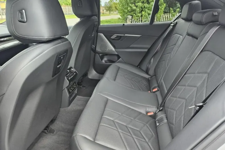 BMW 520 din 2024 cu 18.895 km - oferta BMW146909 - foto 17