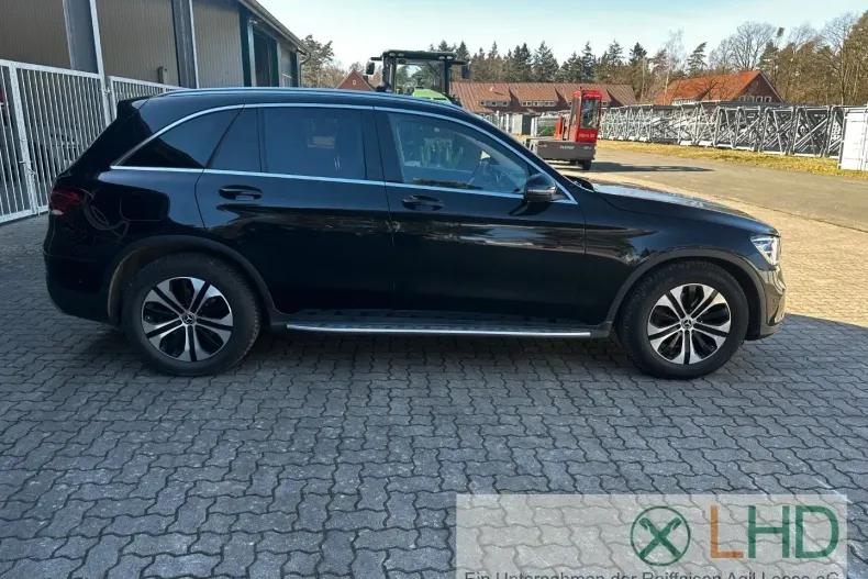 Mercedes-Benz GLC 200 din 2022 cu 63.334 km - oferta MER146912 - foto 5