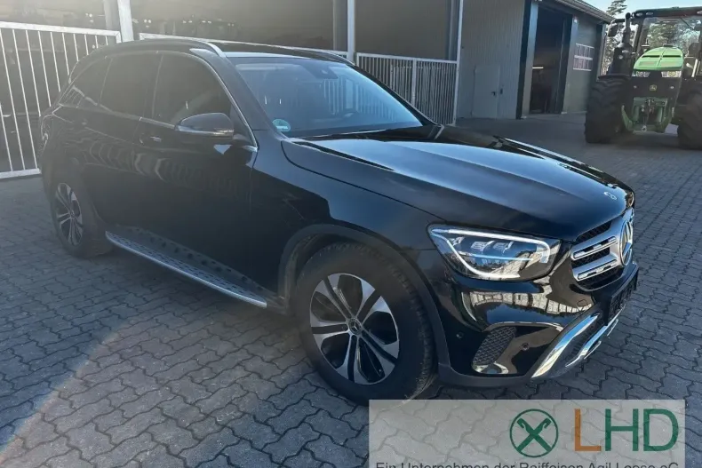 Mercedes-Benz GLC 200 din 2022 cu 63.334 km - oferta MER146912 - foto 6